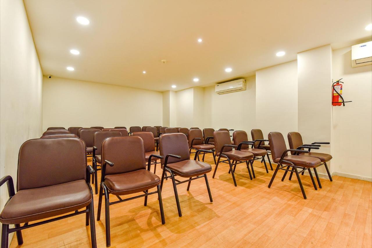 Fabhotel Prime Grand Unity, Changodar 阿穆达巴 外观 照片